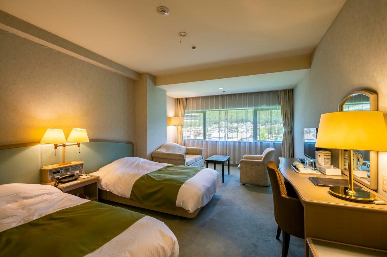 Katsuyama New Hotel Buitenkant foto