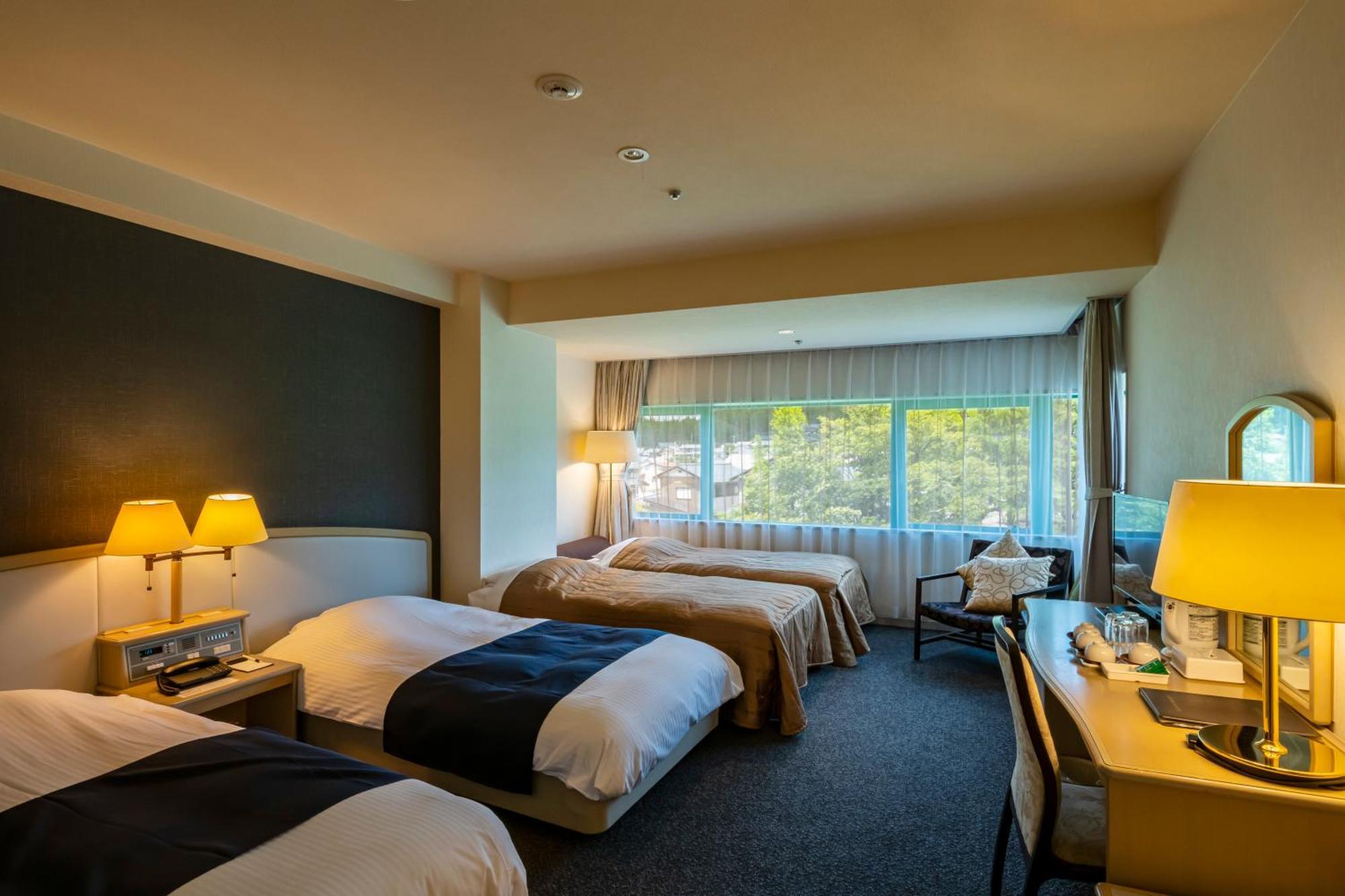 Katsuyama New Hotel Buitenkant foto