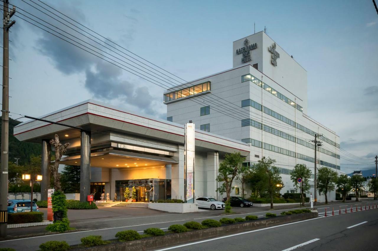 Katsuyama New Hotel Buitenkant foto